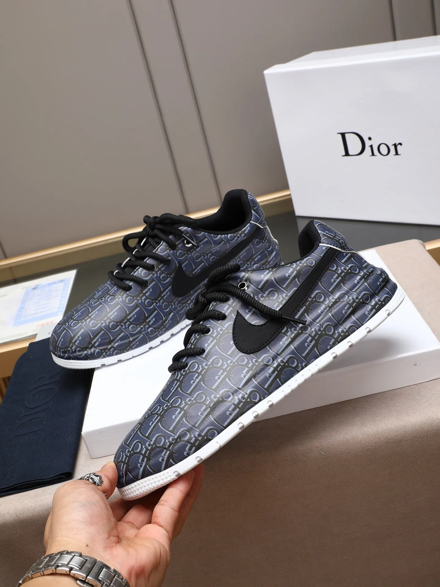 🔥🔥🔥Men's shoes💰560 [Leather bag sole craftsmanship] Dior European station men's shoes new internet celebrity 🔥🔥🔥 popular dad genuine leather bag sole inner layer high men's shoes, made of first-layer cowhide ➕Imported custom materials popular breathable, comfortable and soft leather sports shoes, breathable mesh lining, leather insole, size 38-44 (45 46 custom-made)